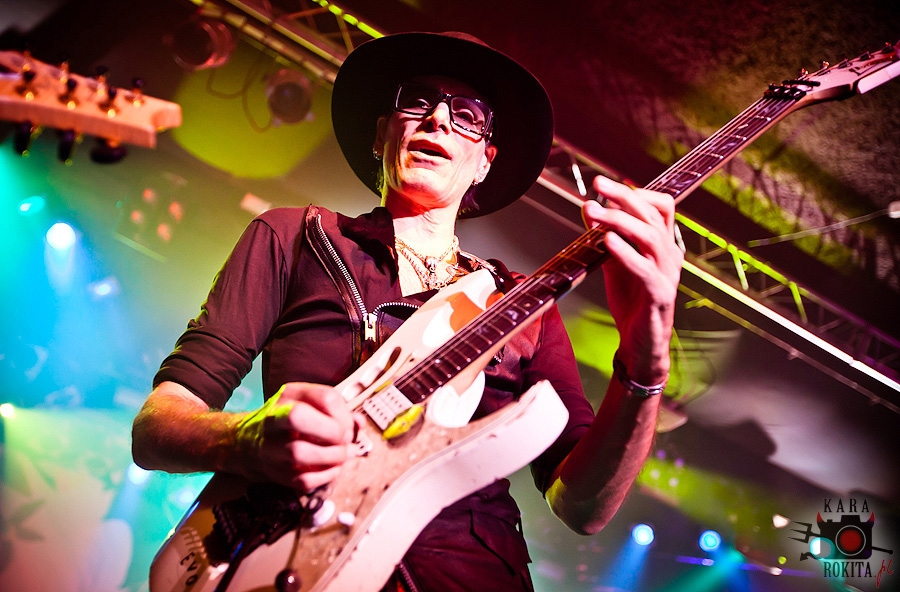 Steve Vai
