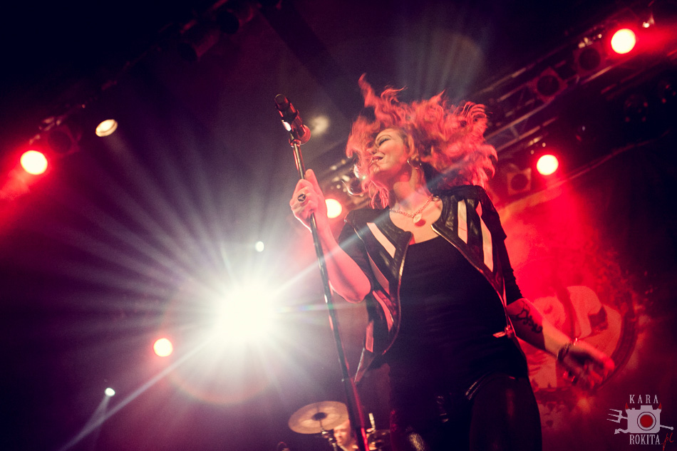 Anneke van Giersbergen & The Gentle Storm