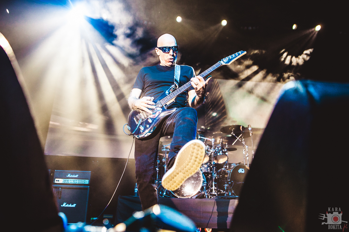 G3 - Satriani, Petrucci, Roth