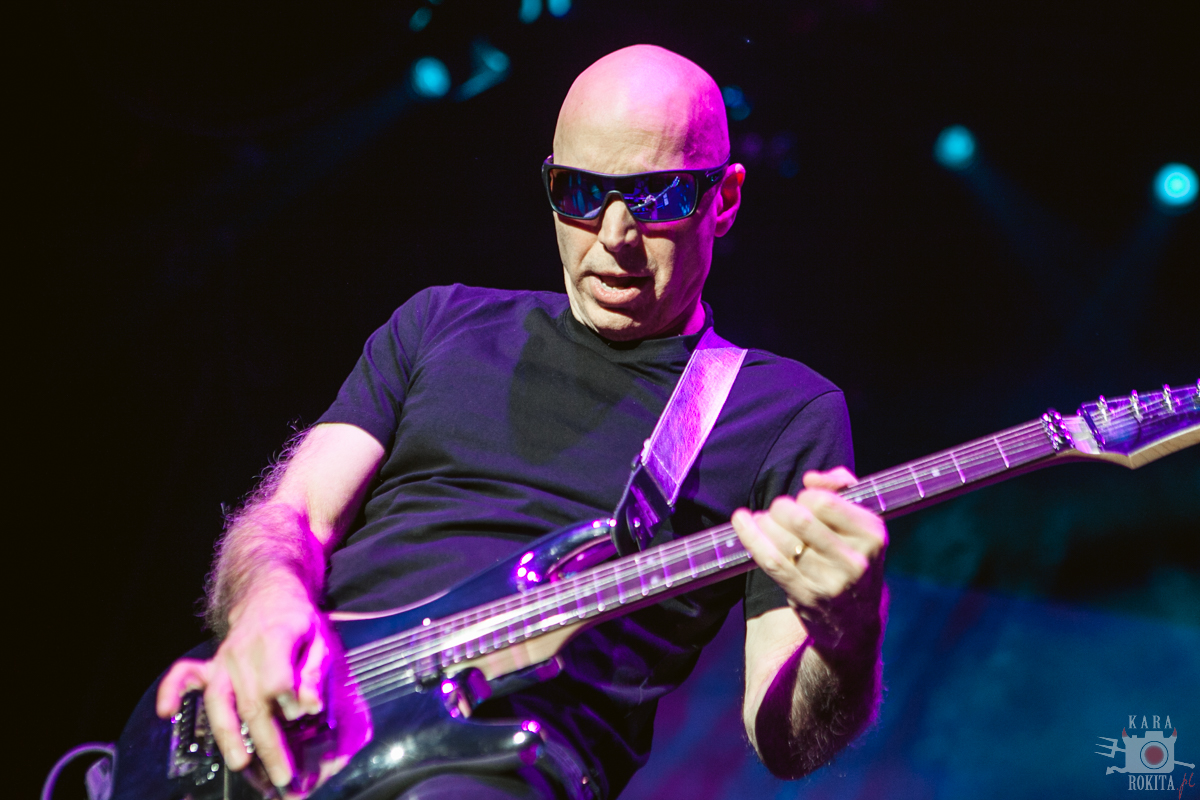 G3 - Satriani, Petrucci, Roth