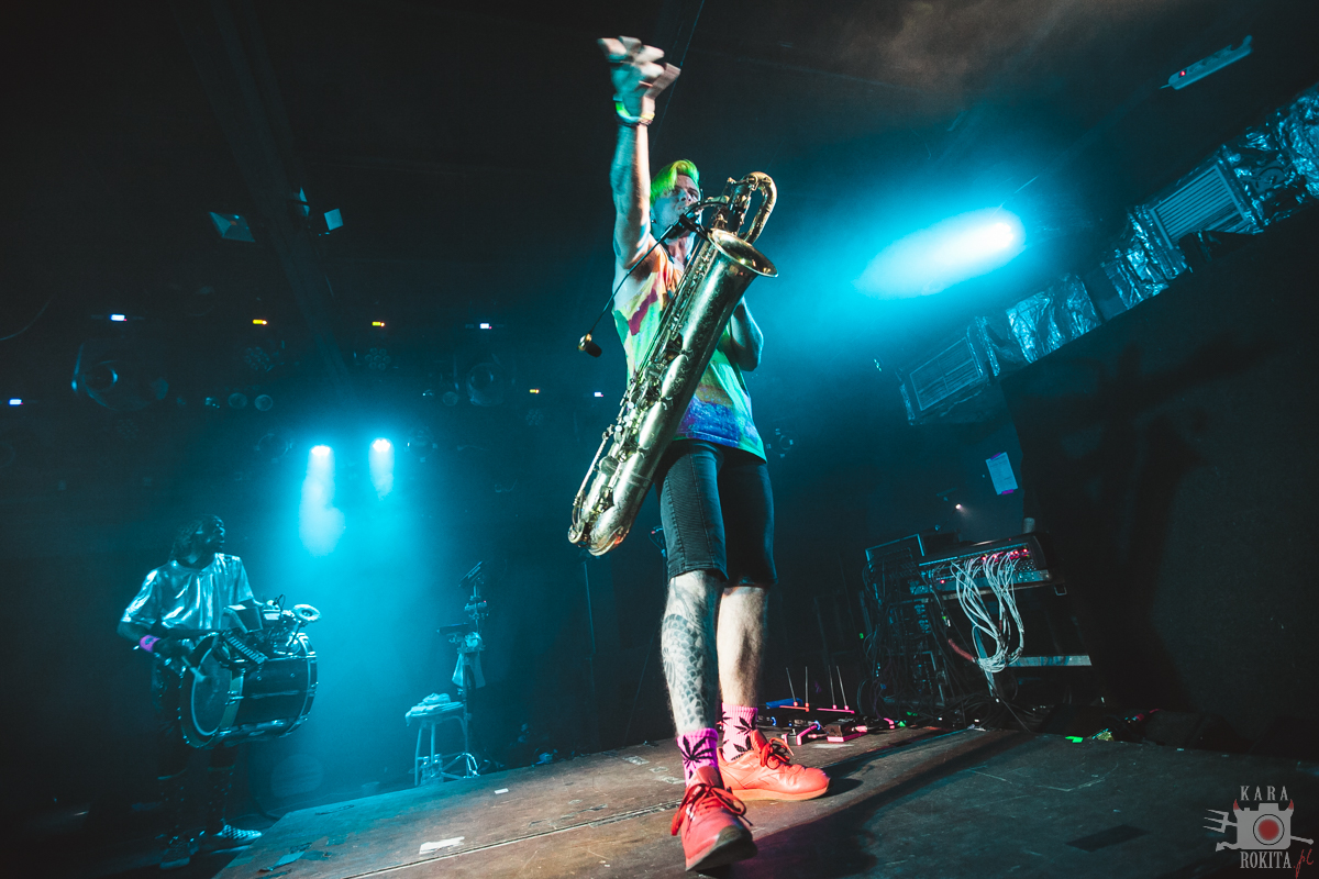 Too Many Zooz