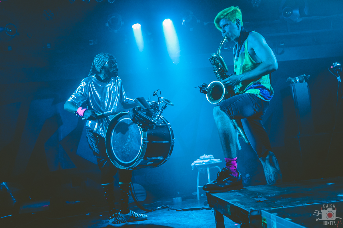 Too Many Zooz